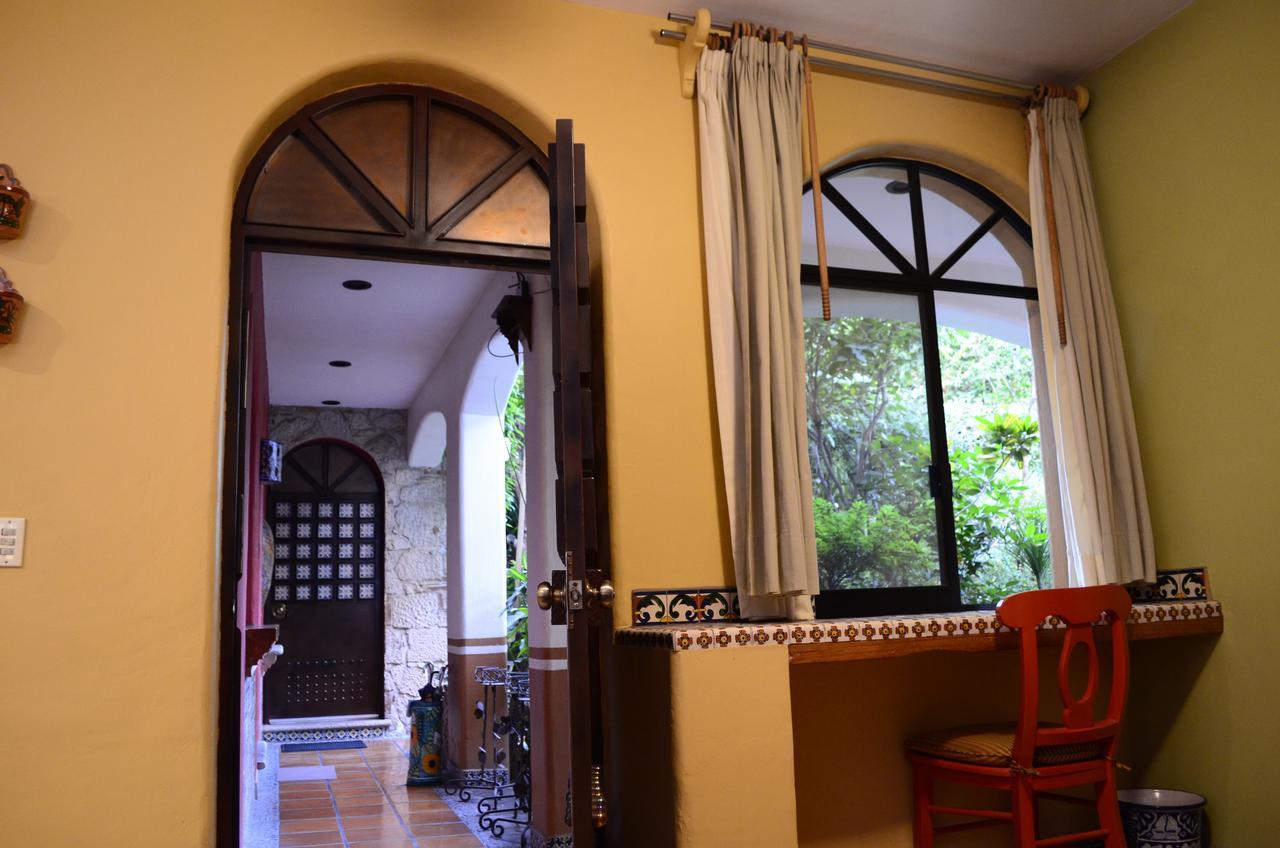 Casa De Las Flores Bed and Breakfast Tlaquepaque Exterior foto