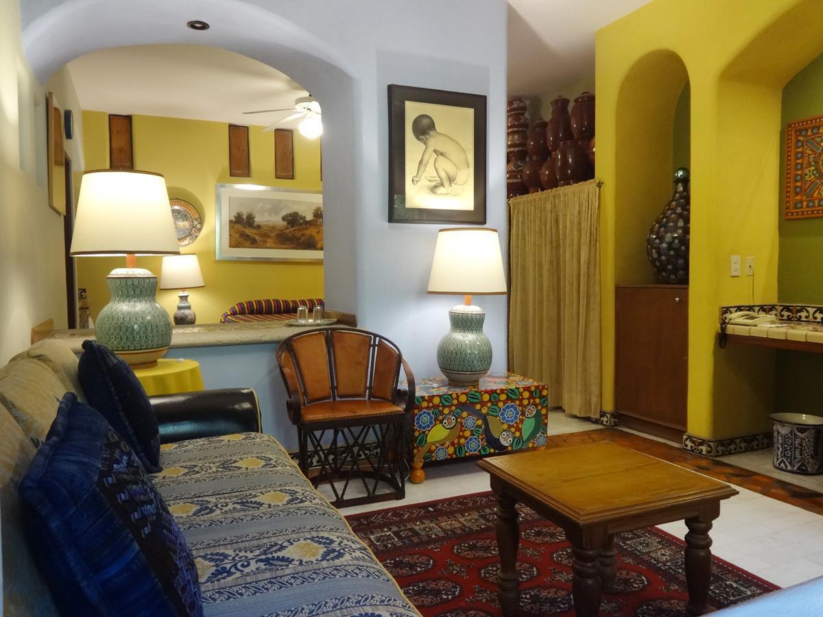 Casa De Las Flores Bed and Breakfast Tlaquepaque Exterior foto