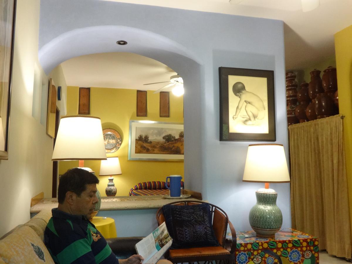 Casa De Las Flores Bed and Breakfast Tlaquepaque Exterior foto